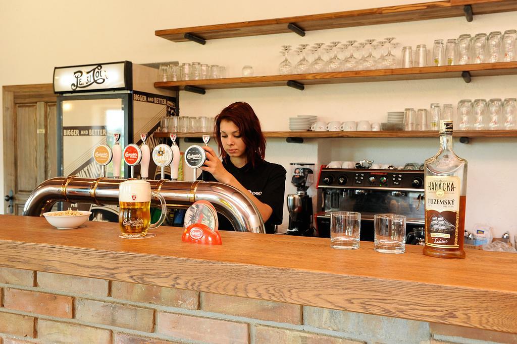 Ranc Milovice Hotel Milovice  Zewnętrze zdjęcie