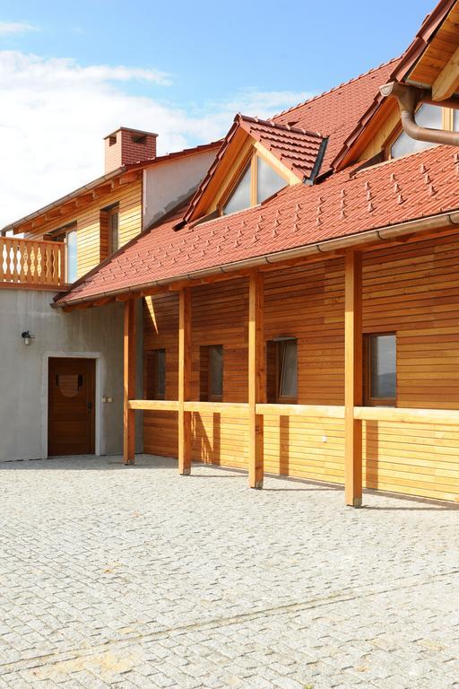 Ranc Milovice Hotel Milovice  Zewnętrze zdjęcie
